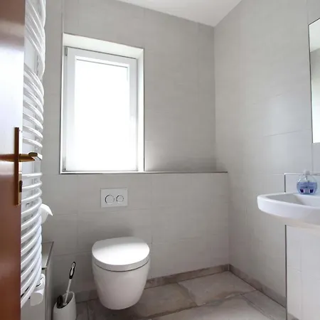 Dhh Meisenweg 14 Vroni *